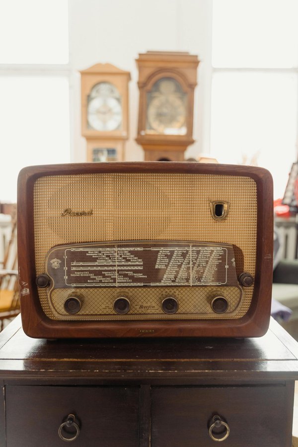 Découvrez la magie des radios vintage et leurs offres spéciales